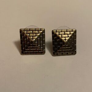 $2! 5 for $10 🔥 Elegant Gold Textured Geometric Stud Earrings